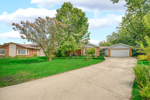 Tiny photo for 15959 Vera Court, Oak Forest, IL 60452 (MLS # 12681403)