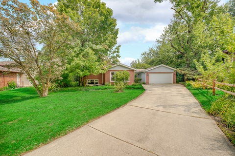 Photo of 15959 Vera Court, Oak Forest, IL 60452 (MLS # 12681403)