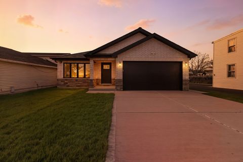 Tiny photo for 8332 S 77th Court, Bridgeview, IL 60455 (MLS # 12526200)