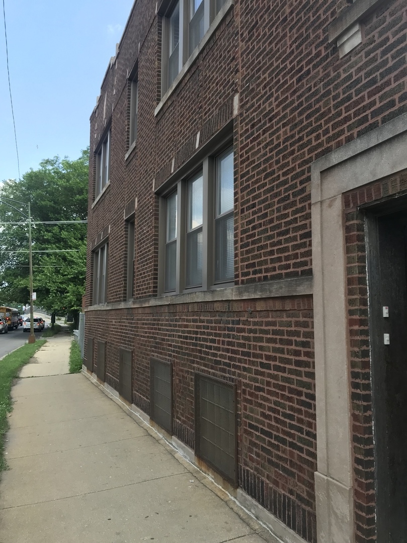 101 W 76th Street, CHICAGO, IL 60620 — MLS #10000573 — photo 9 of 12