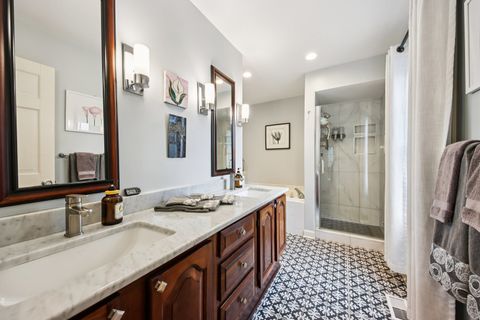 Tiny photo for 388 Narragansett Court, Crystal Lake, IL 60012 (MLS # 12602006)