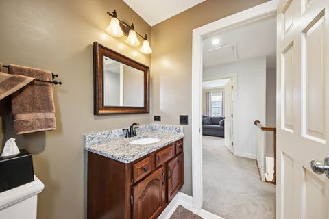 Tiny photo for 388 Narragansett Court, Crystal Lake, IL 60012 (MLS # 12602006)