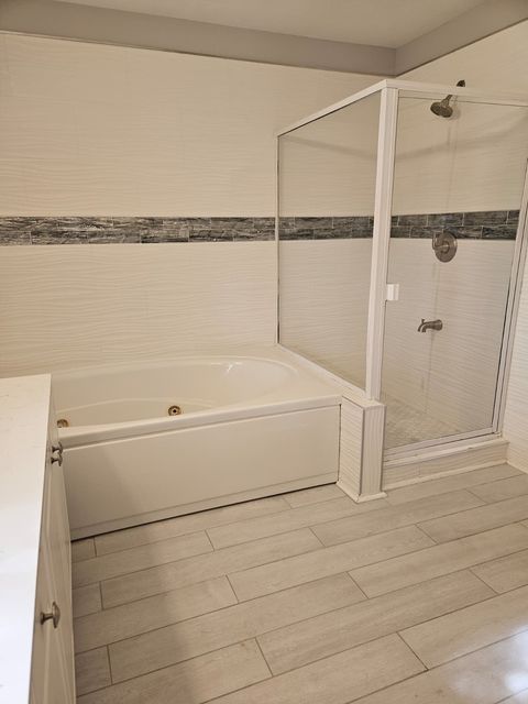 Tiny photo for 17 Mashie Court, Woodridge, IL 60517 (MLS # 12676286)