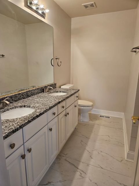 Tiny photo for 17 Mashie Court, Woodridge, IL 60517 (MLS # 12676286)