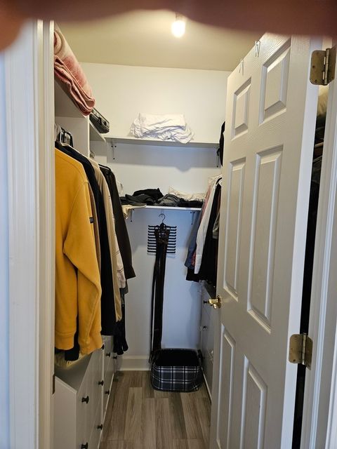 Tiny photo for 17 Mashie Court, Woodridge, IL 60517 (MLS # 12676286)