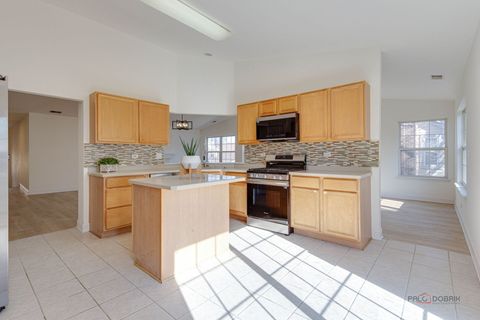 Tiny photo for 517 E SADDLEBROOK Lane, Vernon Hills, IL 60061 (MLS # 12571010)