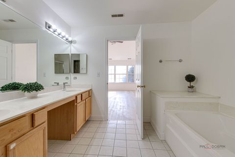 Tiny photo for 517 E SADDLEBROOK Lane, Vernon Hills, IL 60061 (MLS # 12571010)