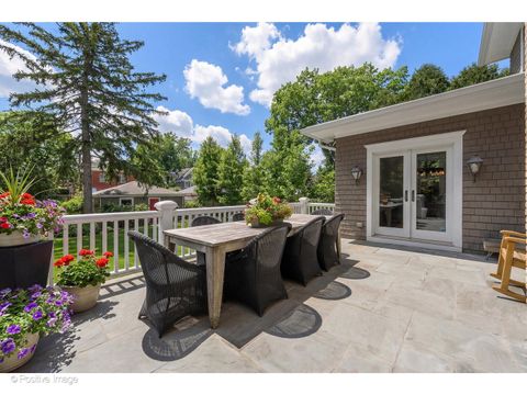 Tiny photo for 809 Elmwood Avenue, Wilmette, IL 60091 (MLS # 12598976)