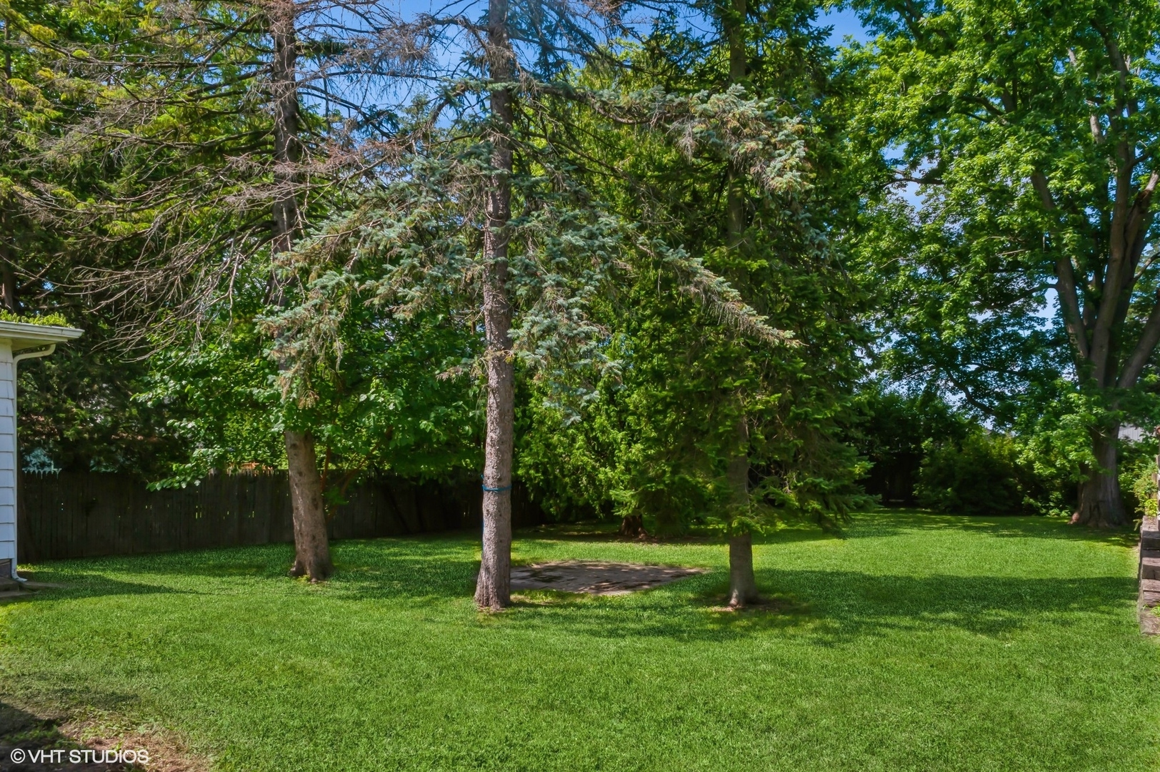 110 Lakewood Drive