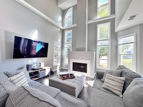 Tiny photo for 730 Hamilton Circle, Schaumburg, IL 60194 (MLS # 12533949)