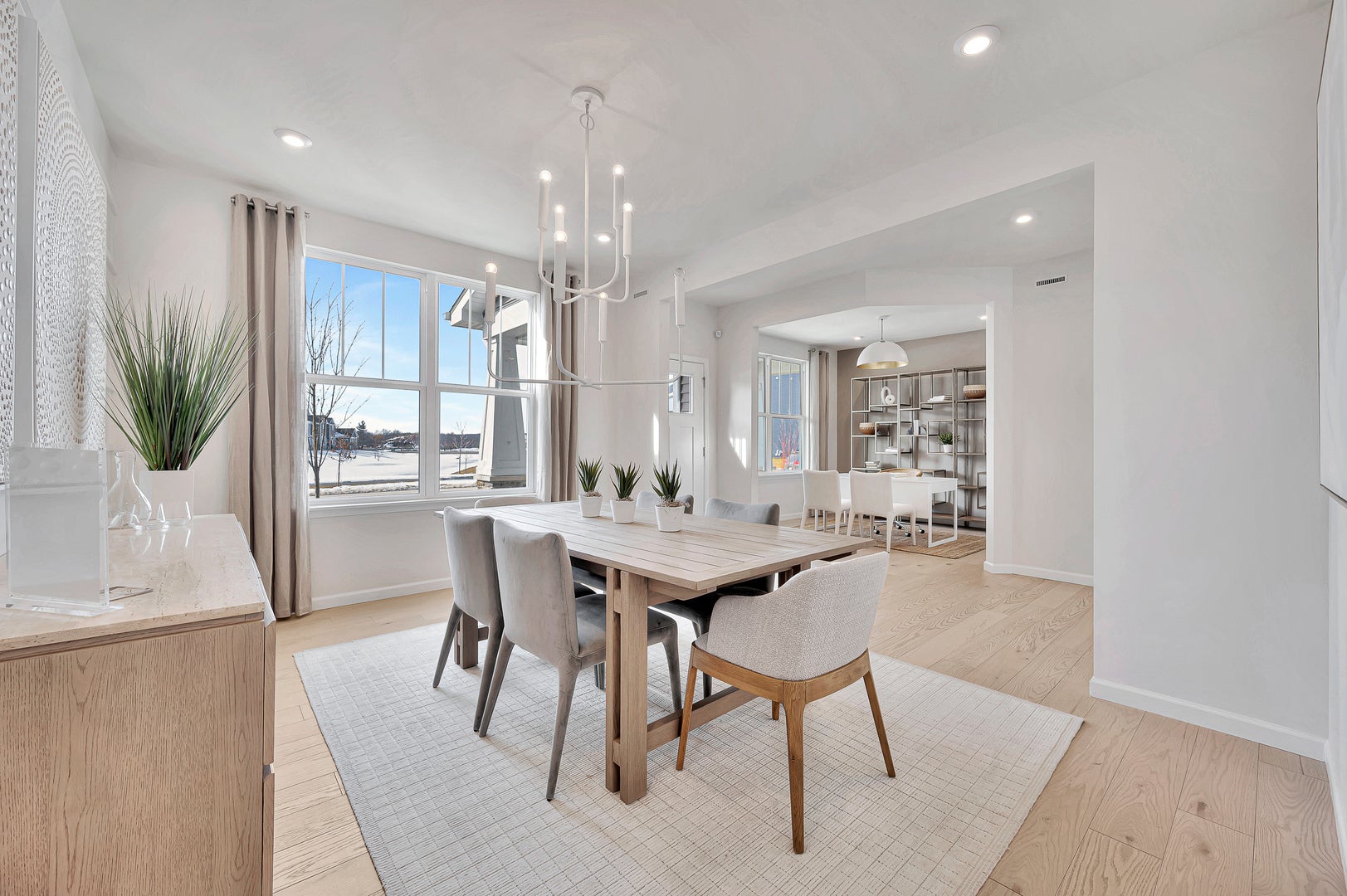 2552 Mallet Court