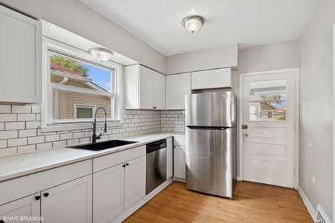 Tiny photo for 2016 S 10th Avenue, Maywood, IL 60153 (MLS # 12493884)