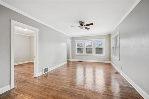 Tiny photo for 2016 S 10th Avenue, Maywood, IL 60153 (MLS # 12493884)