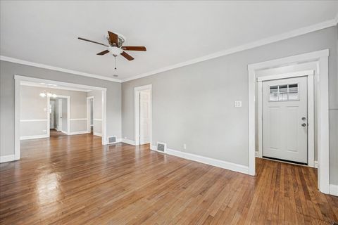 Tiny photo for 2016 S 10th Avenue, Maywood, IL 60153 (MLS # 12493884)