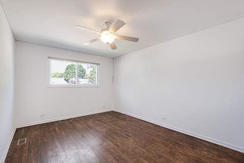 Tiny photo for 1721 N wilshire Drive, Arlington Heights, IL 60004 (MLS # 12697233)