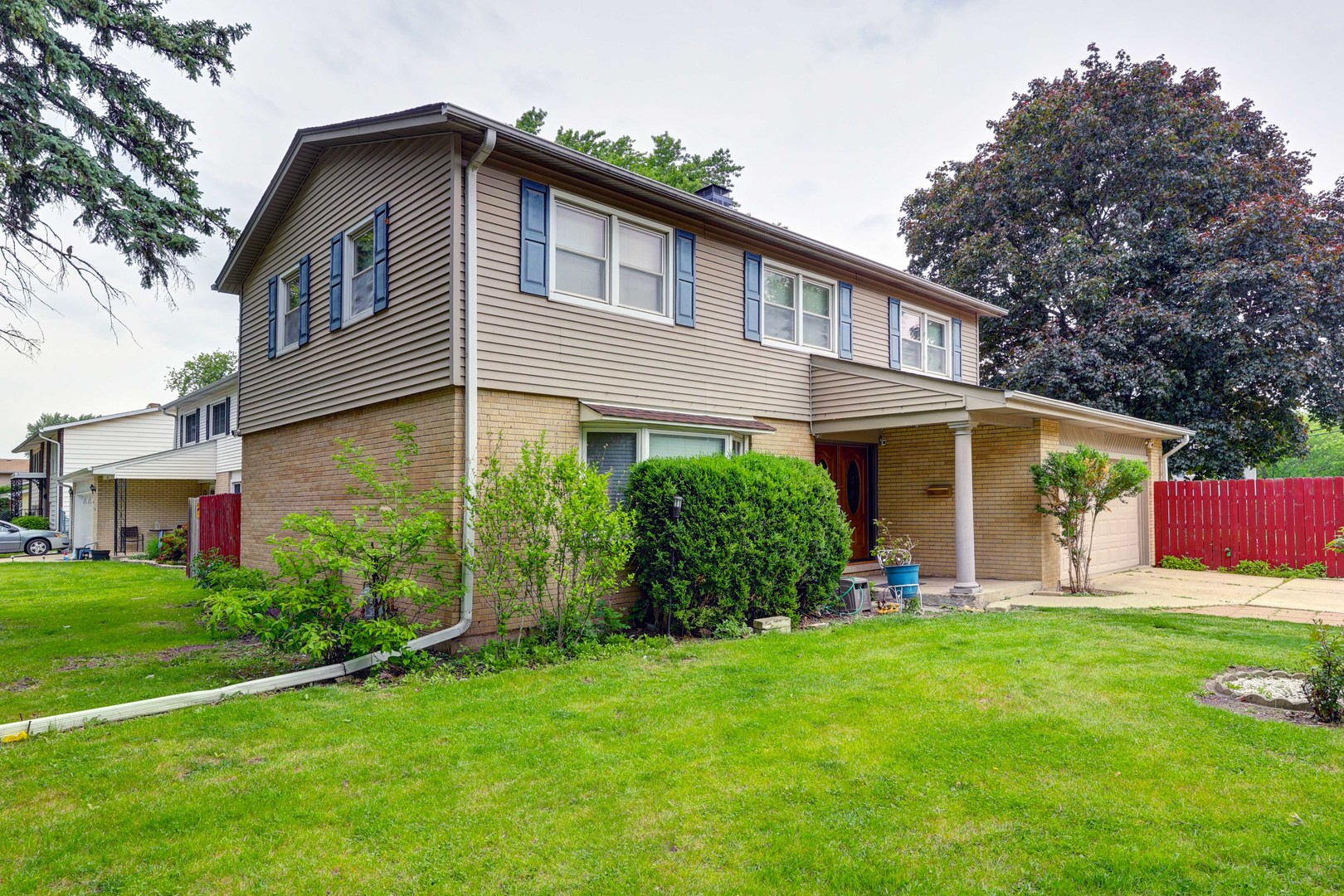 1423 S Cypress Drive