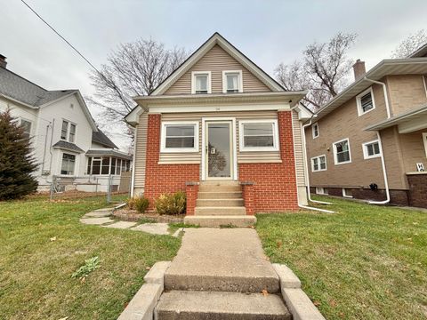 Photo of 124 12th Street, Rockford, IL 61104 (MLS # 12521790)