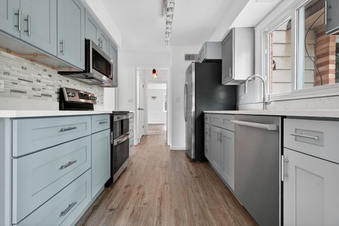 Tiny photo for 208 Pine Street, Deerfield, IL 60015 (MLS # 12651880)
