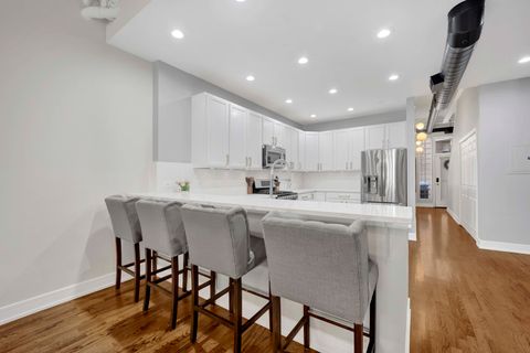 Tiny photo for 1235 W George Street #110, Chicago, IL 60657 (MLS # 12613053)