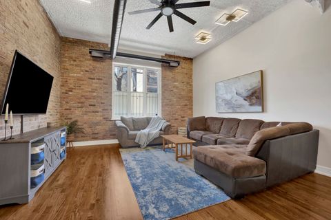 Tiny photo for 1235 W George Street #110, Chicago, IL 60657 (MLS # 12613053)
