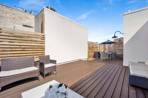 Tiny photo for 1235 W George Street #110, Chicago, IL 60657 (MLS # 12613053)