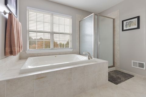 Tiny photo for 1127 Pine Valley Court, Elgin, IL 60124 (MLS # 12494665)