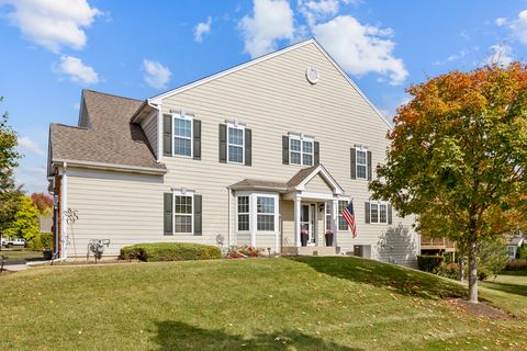 Photo of 1127 Pine Valley Court, Elgin, IL 60124 (MLS # 12494665) Photo of 1127 Pine Valley Court, Elgin, IL 60124 (MLS # 12494665)