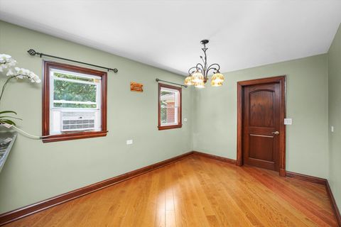 Tiny photo for 2N101 Glen Ellyn Road, Glendale Heights, IL 60139 (MLS # 12439421)