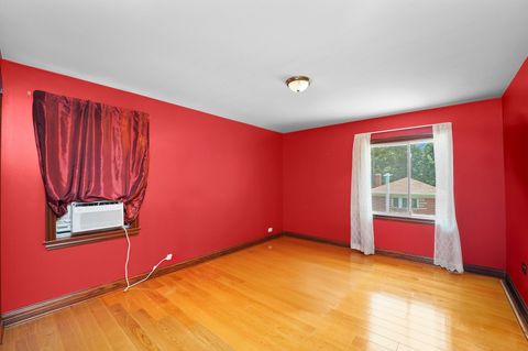 Tiny photo for 2N101 Glen Ellyn Road, Glendale Heights, IL 60139 (MLS # 12439421)