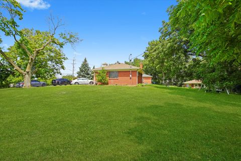 Tiny photo for 2N101 Glen Ellyn Road, Glendale Heights, IL 60139 (MLS # 12439421)