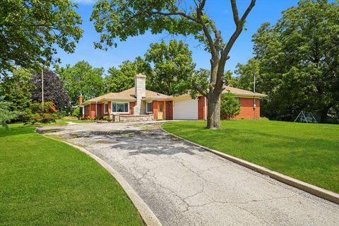 Tiny photo for 2N101 Glen Ellyn Road, Glendale Heights, IL 60139 (MLS # 12439421)