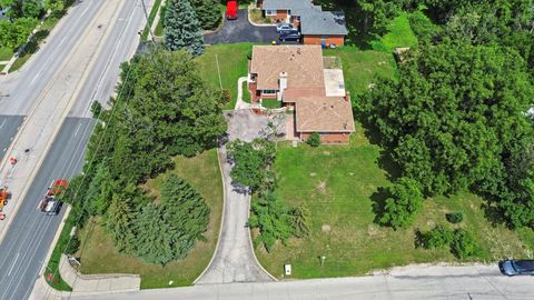 Tiny photo for 2N101 Glen Ellyn Road, Glendale Heights, IL 60139 (MLS # 12439421)