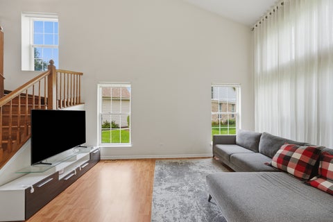 Tiny photo for 1984 Persimmon Court, Schaumburg, IL 60193 (MLS # 12729572)