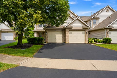 Photo of 1984 Persimmon Court, Schaumburg, IL 60193 (MLS # 12729572)