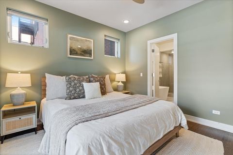 Tiny photo for 4958 N Western Avenue #2, Chicago, IL 60625 (MLS # 12595967)