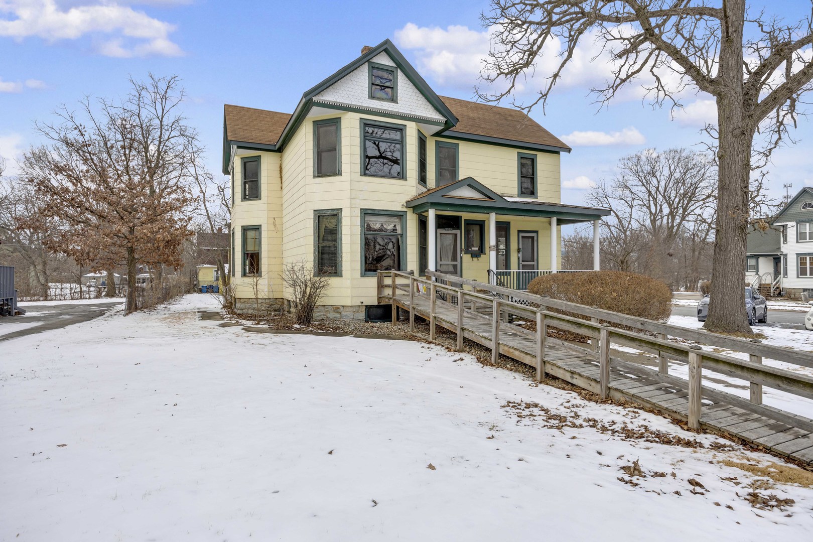 1322 Main Street