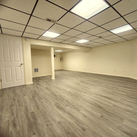 Tiny photo for 525 Glenshire Lane #0, Glenview, IL 60025 (MLS # 12622311)