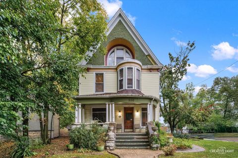 230 Comstock Street Joliet IL 60436