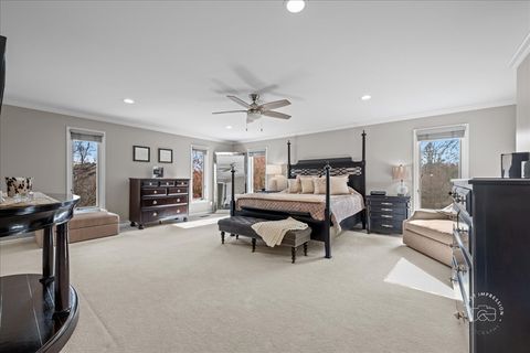 Tiny photo for 825 PERSIMMON Drive, St. Charles, IL 60174 (MLS # 12602458)