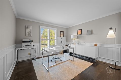 Tiny photo for 825 PERSIMMON Drive, St. Charles, IL 60174 (MLS # 12602458)