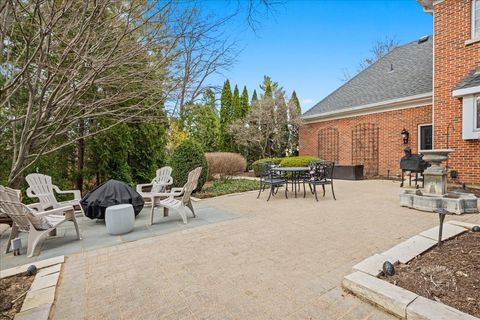 Tiny photo for 825 PERSIMMON Drive, St. Charles, IL 60174 (MLS # 12602458)