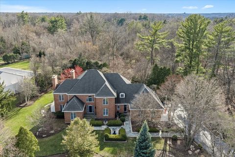 Tiny photo for 825 PERSIMMON Drive, St. Charles, IL 60174 (MLS # 12602458)