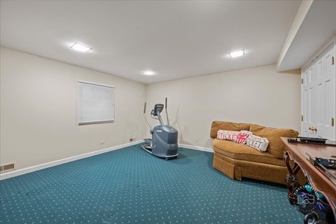 Tiny photo for 825 PERSIMMON Drive, St. Charles, IL 60174 (MLS # 12602458)