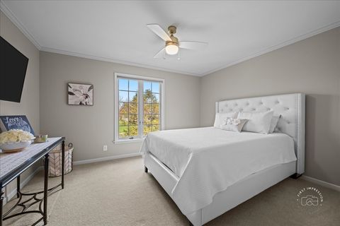 Tiny photo for 825 PERSIMMON Drive, St. Charles, IL 60174 (MLS # 12602458)