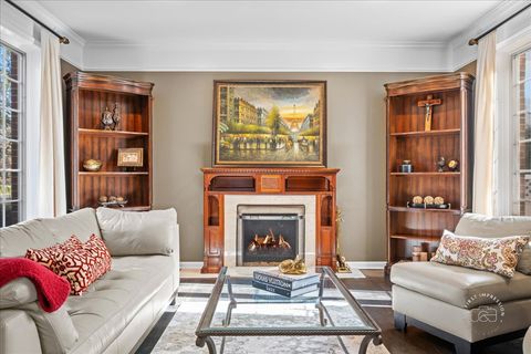 Tiny photo for 825 PERSIMMON Drive, St. Charles, IL 60174 (MLS # 12602458)