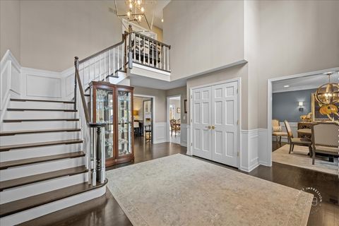 Tiny photo for 825 PERSIMMON Drive, St. Charles, IL 60174 (MLS # 12602458)