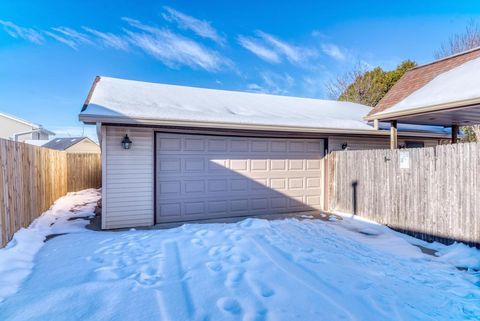 Tiny photo for 2402 Chestnut Lane, Morris, IL 60450 (MLS # 12529086)