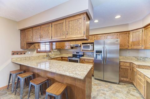 Tiny photo for 2402 Chestnut Lane, Morris, IL 60450 (MLS # 12529086)