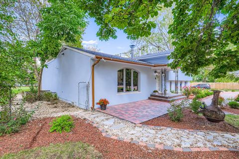 Tiny photo for 18838 W Hickory Street, Mundelein, IL 60060 (MLS # 12481650)