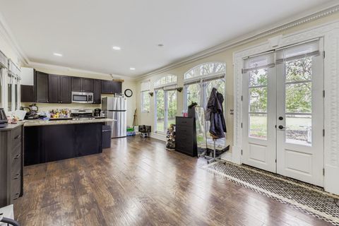 Tiny photo for 18838 W Hickory Street, Mundelein, IL 60060 (MLS # 12481650)